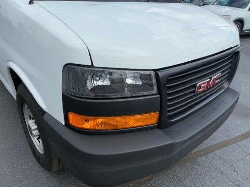 2023 GMC Savana 2500 Work Van