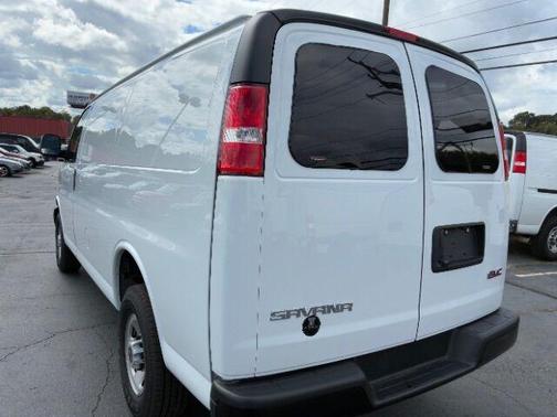 2023 GMC Savana 2500 Work Van
