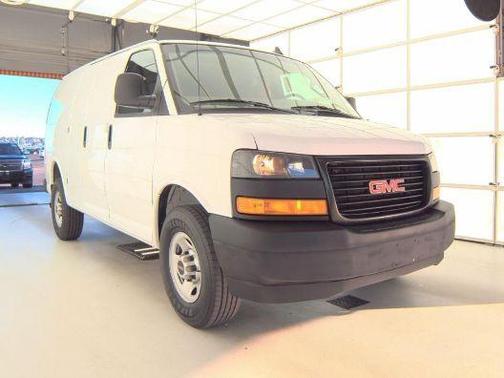 2023 GMC Savana 2500 Work Van