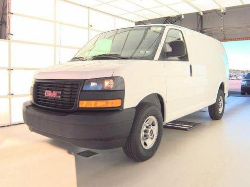 2023 GMC Savana 2500 Work Van