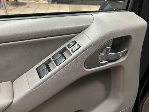 2014 Nissan Frontier SL