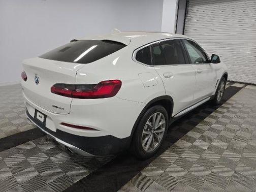 Alpine White 2019 BMW X4 xDrive30i