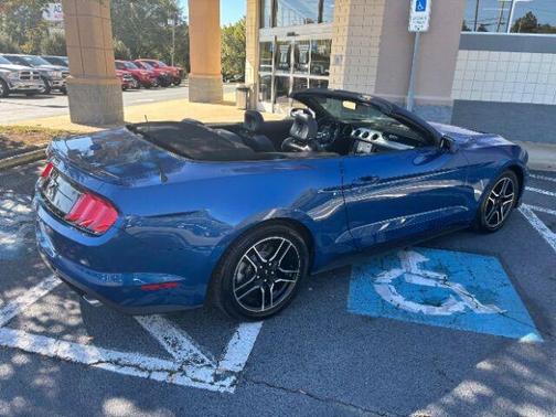 2022 Ford Mustang EcoBoost Premium