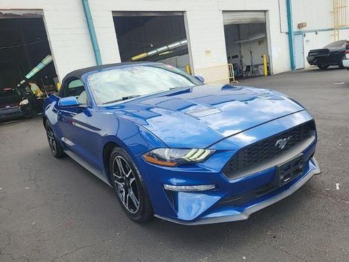2022 Ford Mustang EcoBoost Premium