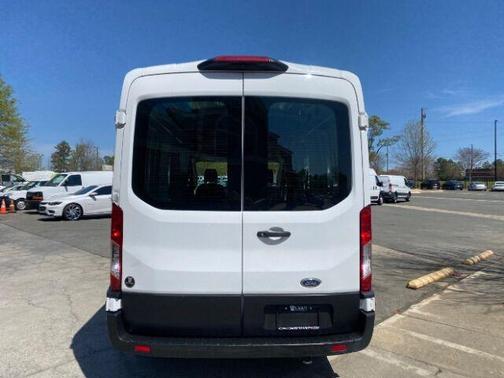 2022 Ford Transit-150 ROOF 148.0 WB