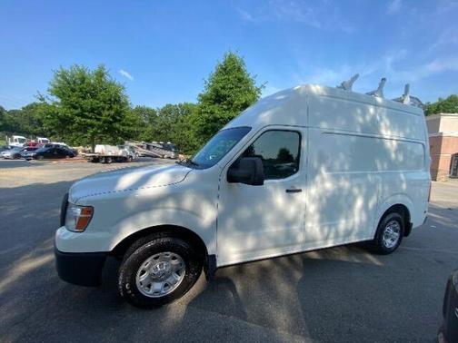 2016 Nissan NV Cargo NV2500 HD SV V6/SV V8