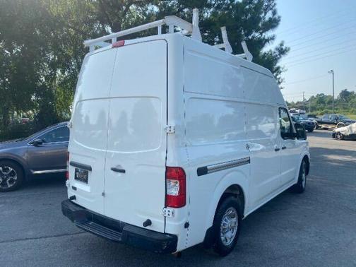 2016 Nissan NV Cargo NV2500 HD SV V6/SV V8