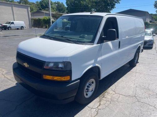 Summit White 2020 Chevrolet Express 2500 Work Van