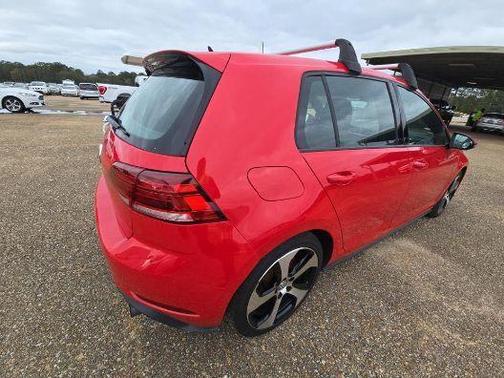 2018 Volkswagen Golf GTI 2.0T S 4-Door