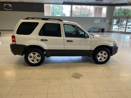 2007 Ford Escape Hybrid Base