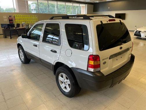 2007 Ford Escape Hybrid Base