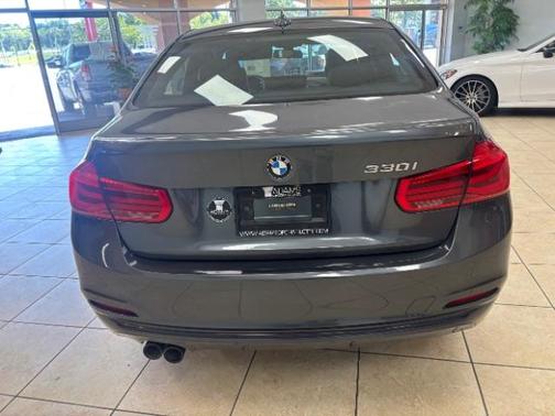 Gray 2018 BMW 330 i