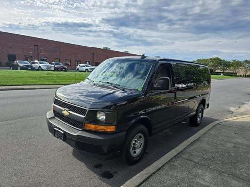 2017 Chevrolet Express 2500 LS
