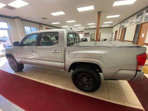 2016 Toyota Tacoma SR