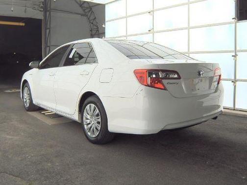 2013 Toyota Camry Hybrid LE
