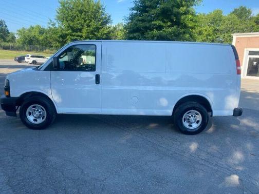 Summit White 2021 Chevrolet Express 2500 Work Van