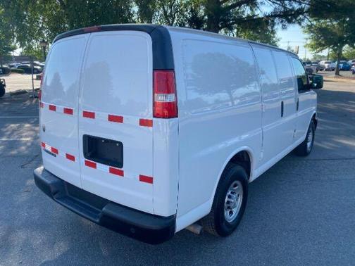 Summit White 2021 Chevrolet Express 2500 Work Van