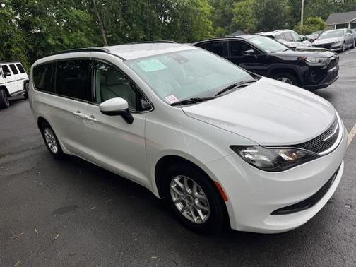 2021 Chrysler Voyager LXI