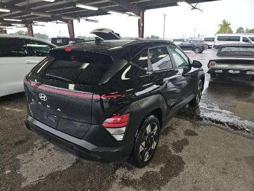 Abyss Black Pearl 2024 Hyundai KONA SEL