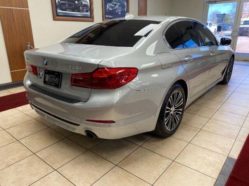 2019 BMW 530 i xDrive