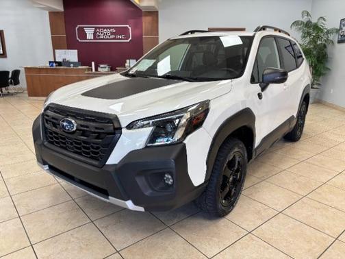 Crystal White Pearl 2022 Subaru Forester Wilderness