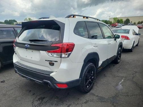 Crystal White Pearl 2022 Subaru Forester Wilderness