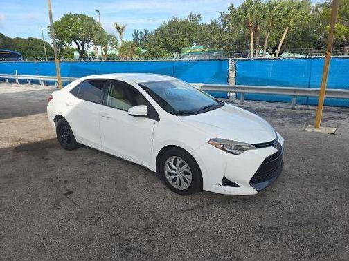 2018 Toyota Corolla LE