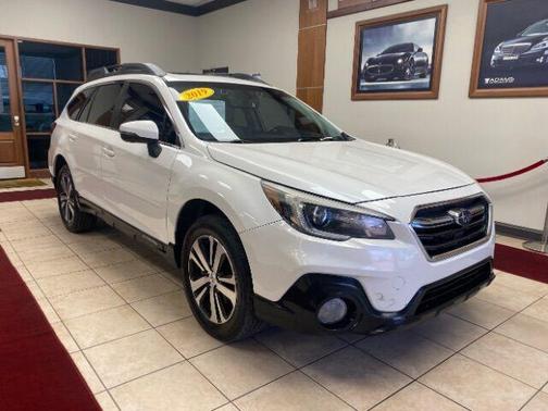 White 2019 Subaru Outback 2.5i Limited