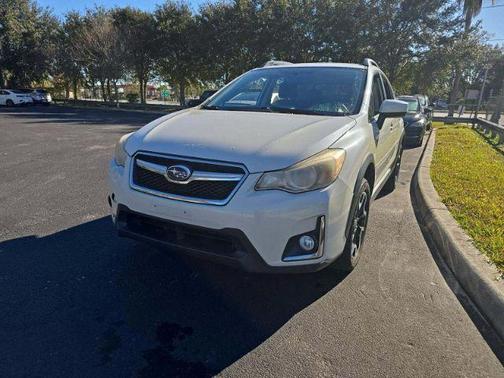 Crystal White Pearl 2016 Subaru Crosstrek 2.0i Premium