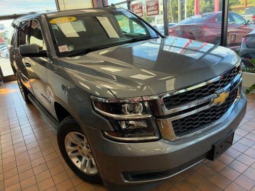 2019 Chevrolet Suburban LT