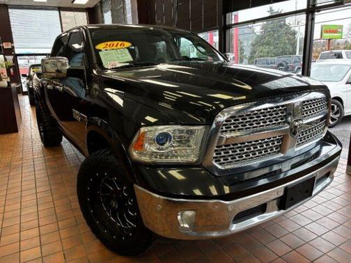 2016 RAM 1500 Laramie