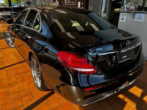 Black 2018 Mercedes-Benz E-Class E 300