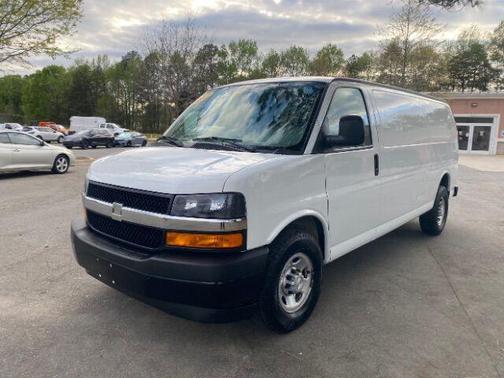 Summit White 2017 Chevrolet Express 3500 Work Van