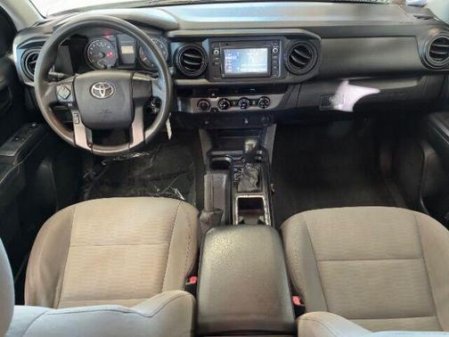 2017 Toyota Tacoma SR