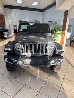 2021 Jeep Gladiator Overland