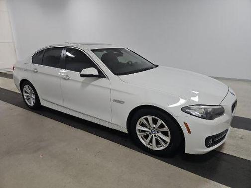 2016 BMW 528 i