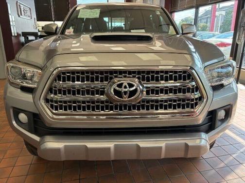 2016 Toyota Tacoma TRD Sport