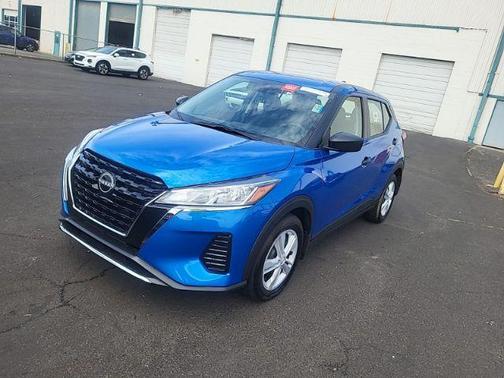 Electric Blue Metallic 2025 Nissan Kicks Play S