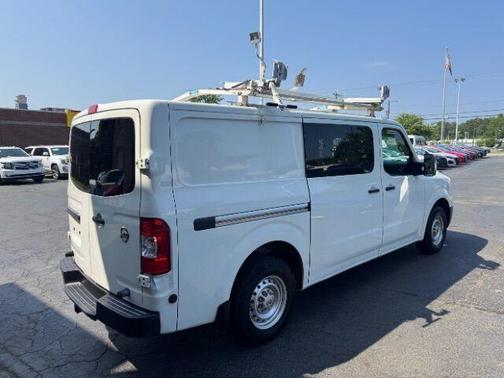 2016 Nissan NV Cargo NV3500 HD S V8