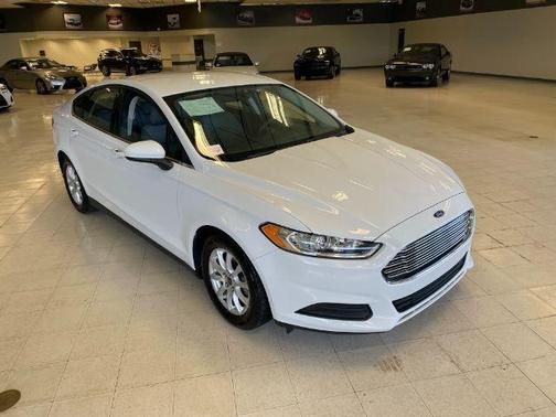 2016 Ford Fusion S
