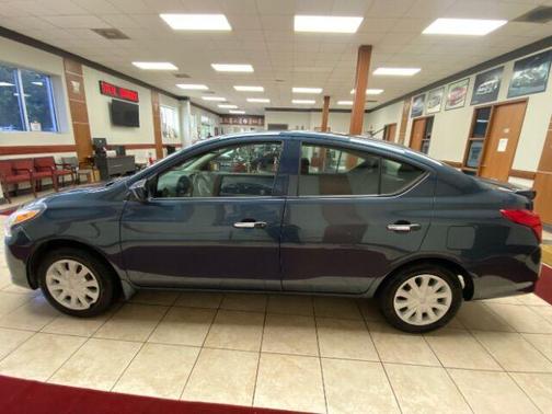 2016 Nissan Versa 1.6 SV