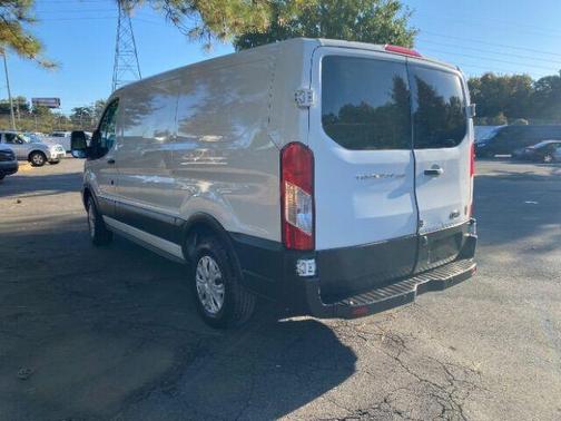 2017 Ford Transit-250 Base