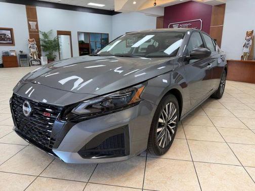 Gun Metallic 2025 Nissan Altima SV