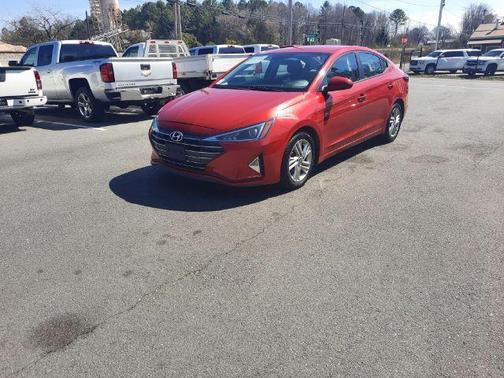 2020 Hyundai ELANTRA SEL