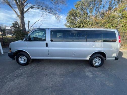 2023 Chevrolet Express 3500 LS