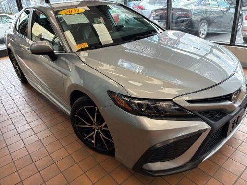 2021 Toyota Camry SE Nightshade