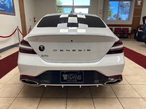 White 2025 Genesis G70 2.5T