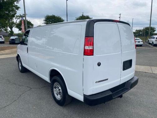 Summit White 2020 Chevrolet Express 2500 Work Van