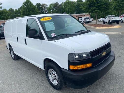 Summit White 2020 Chevrolet Express 2500 Work Van