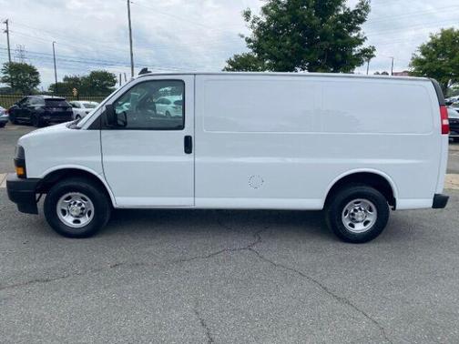 Summit White 2020 Chevrolet Express 2500 Work Van